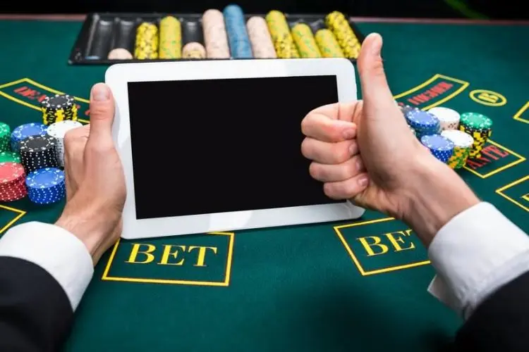 Tigre da fortuna girando no caça-níquel da Bet365