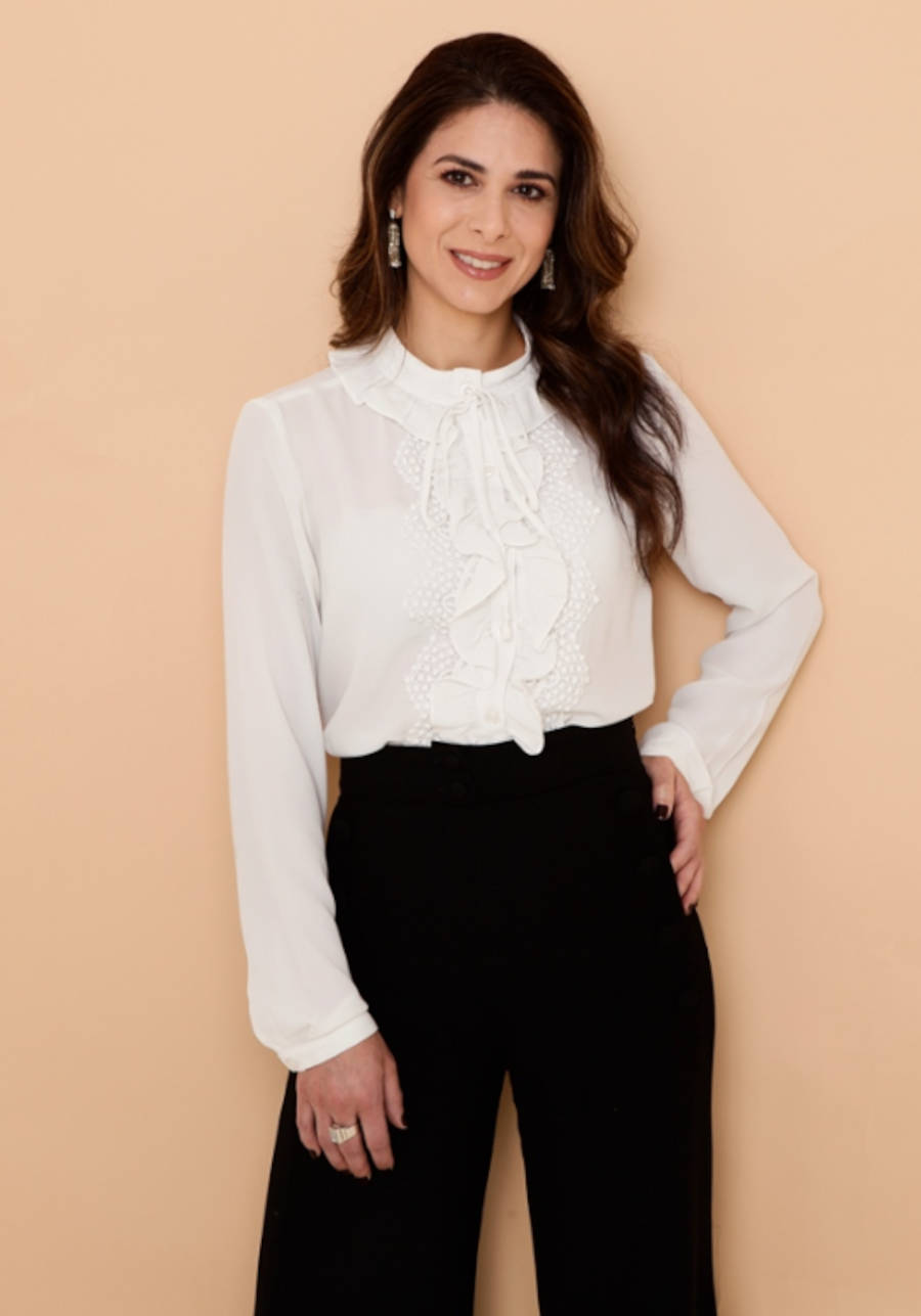 Dra. Carla Andrade Rebello Iaconelli.