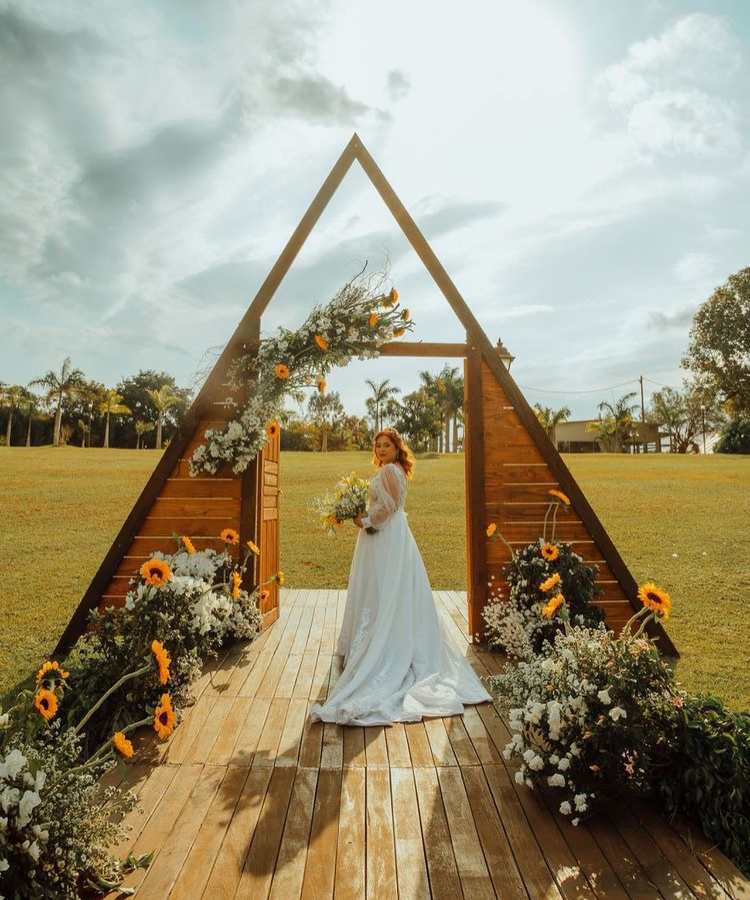Decoração para casamento mini wedding: temático girassol