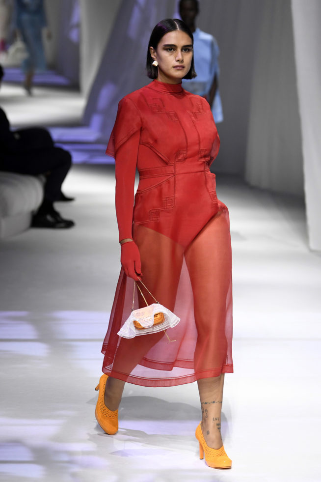 vestido transparente vermelho vestido transparente vermelho