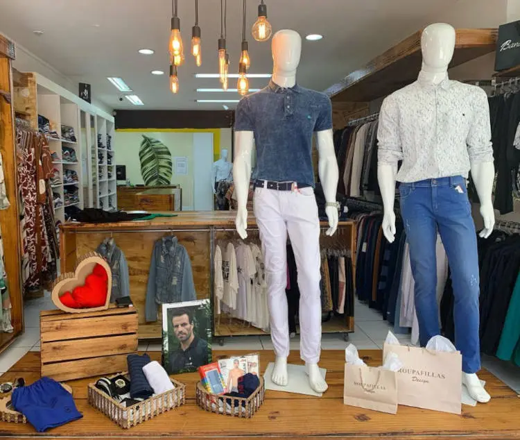 Vitrine para dia dos pais. Loja masculina.