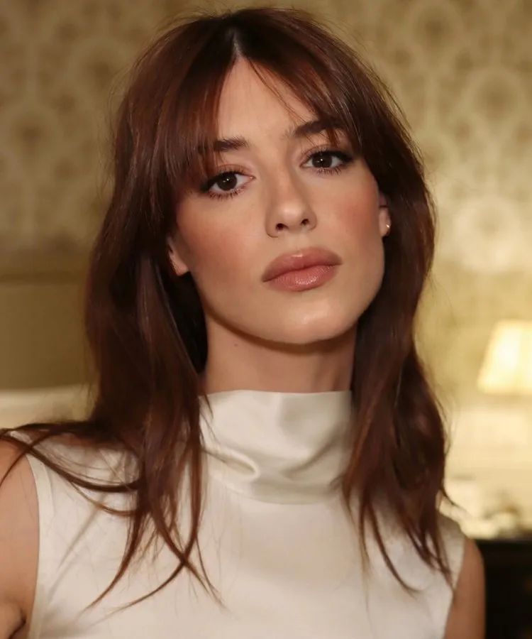 Shaggy hair de Daisy Edgar Jones, um dos cortes de cabelo tendência para 2026
