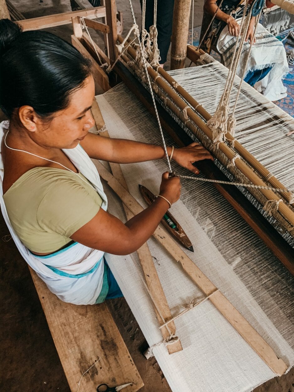 Tecelagem manual seda Eri 7Weaves