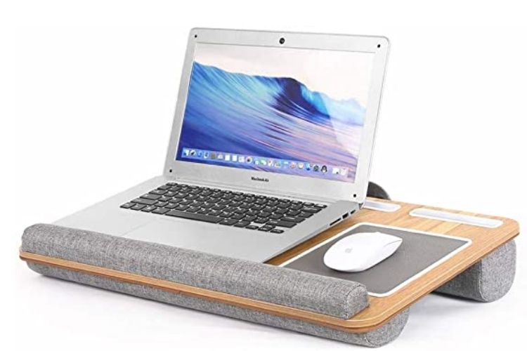 Presentes de Natal para namorados: almofada para notebook