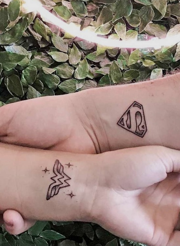 tattoo de super herói