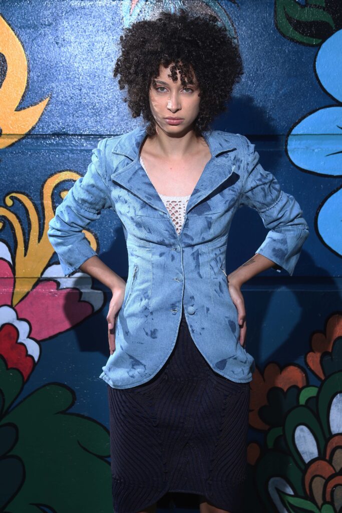 jaqueta jeans tie dye