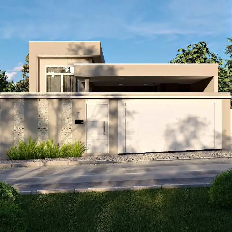 Fachada de casa moderna com tom bege, muro com detalhes em pedra, portão branco embutido e paisagismo com plantas verdes. Design minimalista, linhas retas e iluminação natural. Arbustos e gramado complementam o cenário harmonioso e elegante.