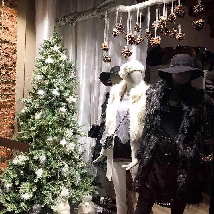 árvore na vitrine
