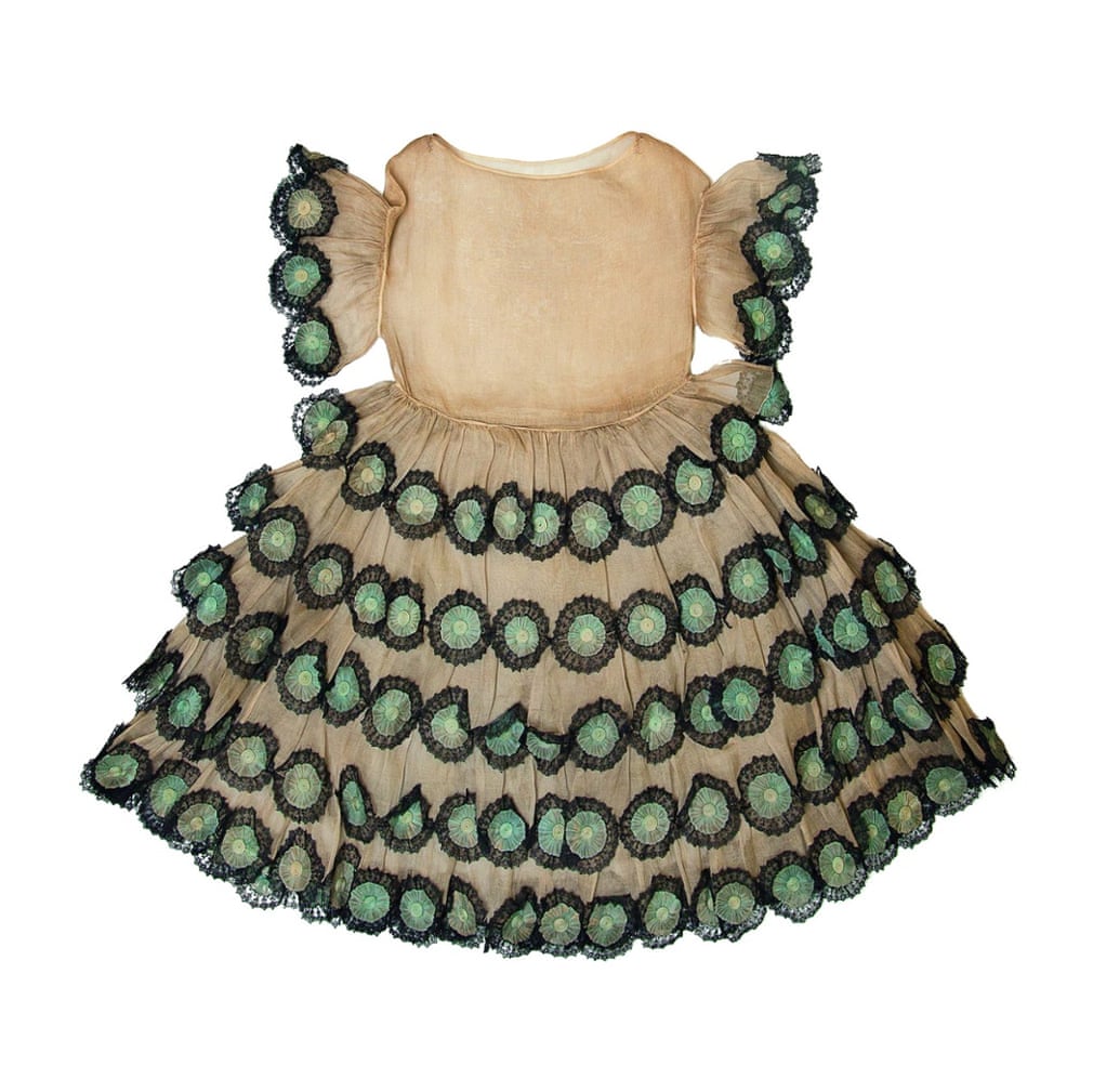 Um vestido de criança de Jeanne Lanvin, 1925.