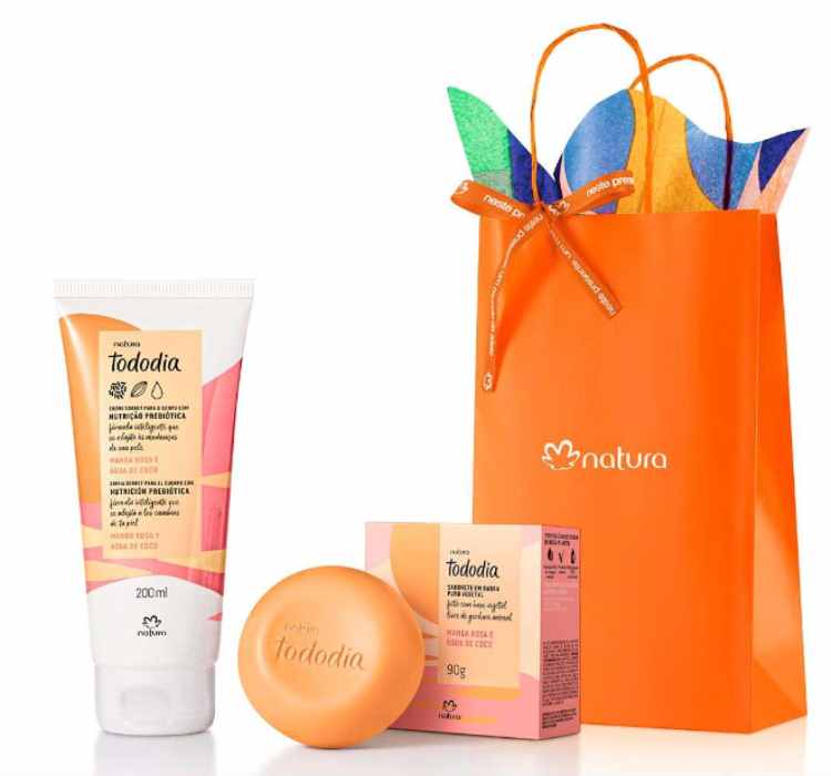 kit natura com sabonete redondo e hidrante corporal, embalagens laranjas