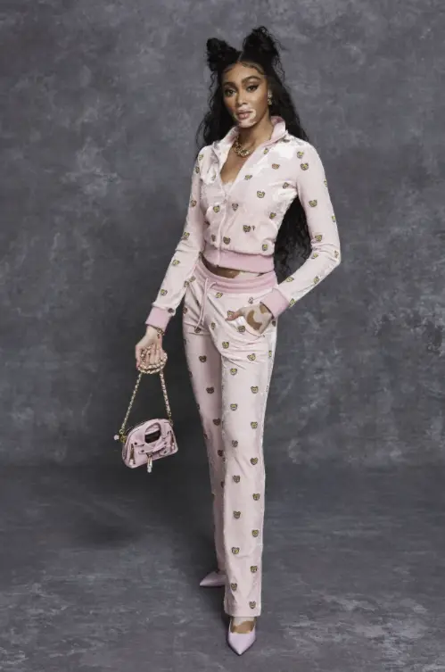 Look Moschino pijama Pre-fall 21