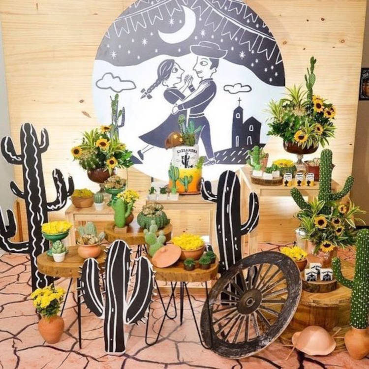 A imagem representa decoração para festa de aniversário tema sertão
