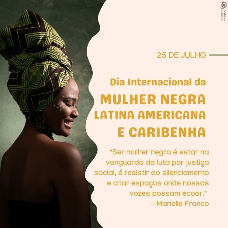 Foto de mulher negra sorrindo usando turbante verde e marrom, com frase ao lado "Ser mulher negra é estar na vanguarda da luta por justiça social, é resistir ao silenciamento e criar espaços onde nossas vozes possam ecoar." - Marielle Franco