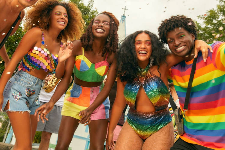 Fantasias de carnaval da Renner.