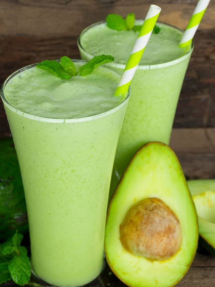 Sucos para crescer cabelo com abacate. Suco de abacate.