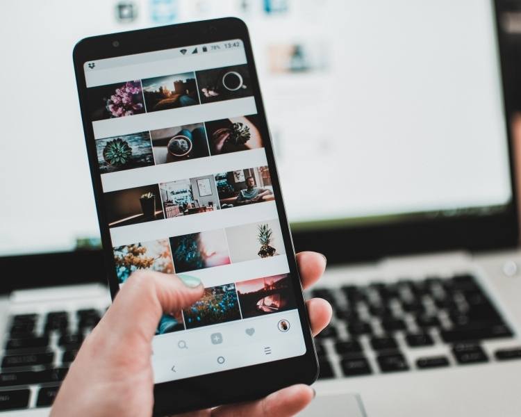 Foto do feed de conta do Instagram.