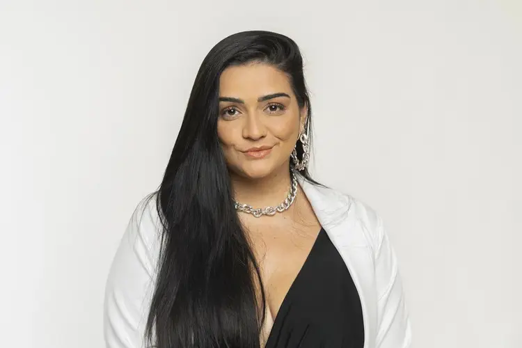 Paulinha, participante de No Limite Amazônia