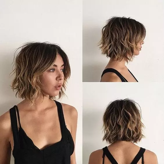 montagem com 3 fotos de Cabelo médio bagunçado