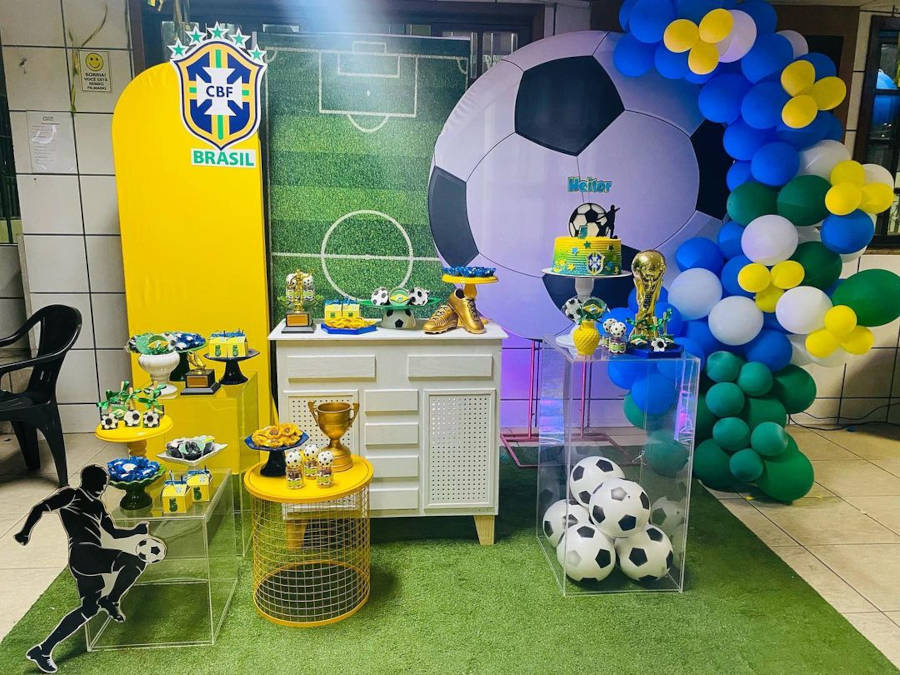 Quadro com o escudo da CBF.