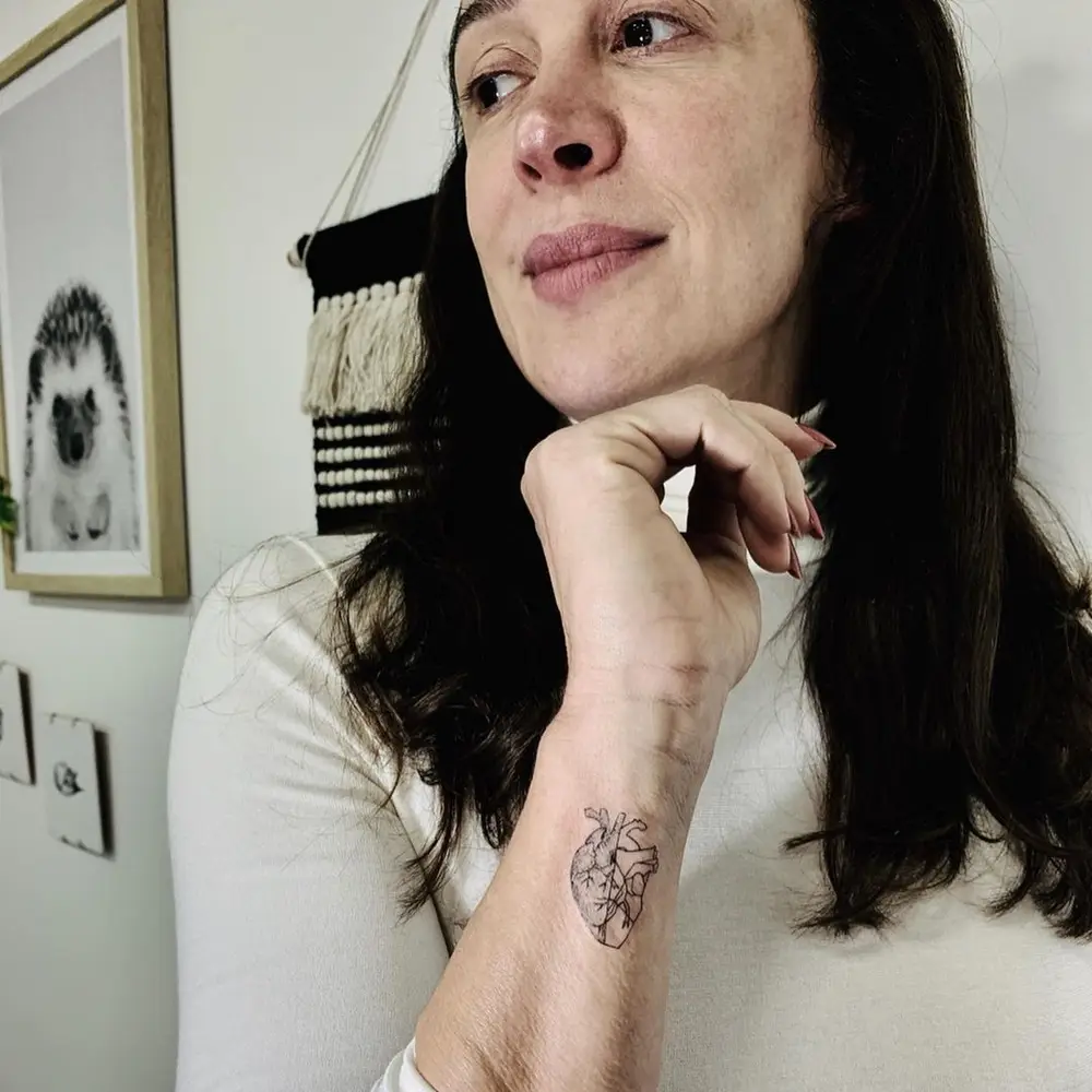 Demonstração de amor de Claudia Raia para Enzo Celulari.