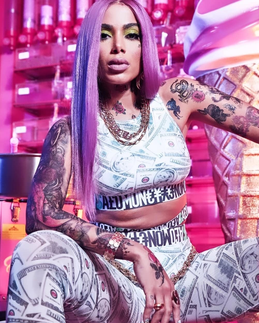 Anitta tatuada.