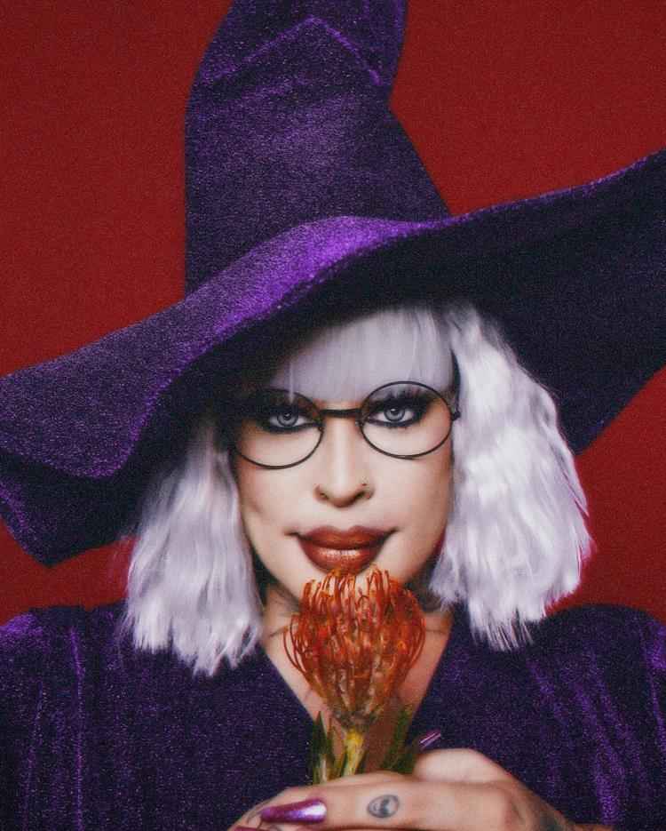 gloria groove fantasiada de rita lee
