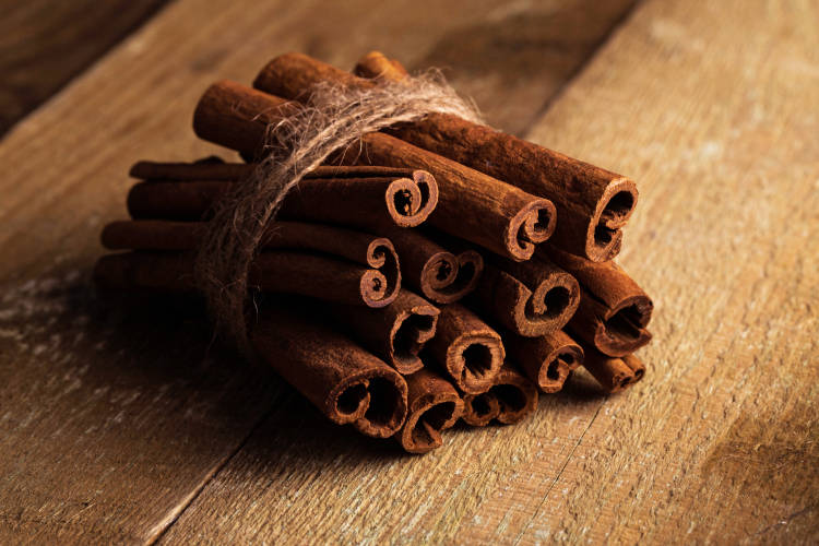 para que serve chá de canela