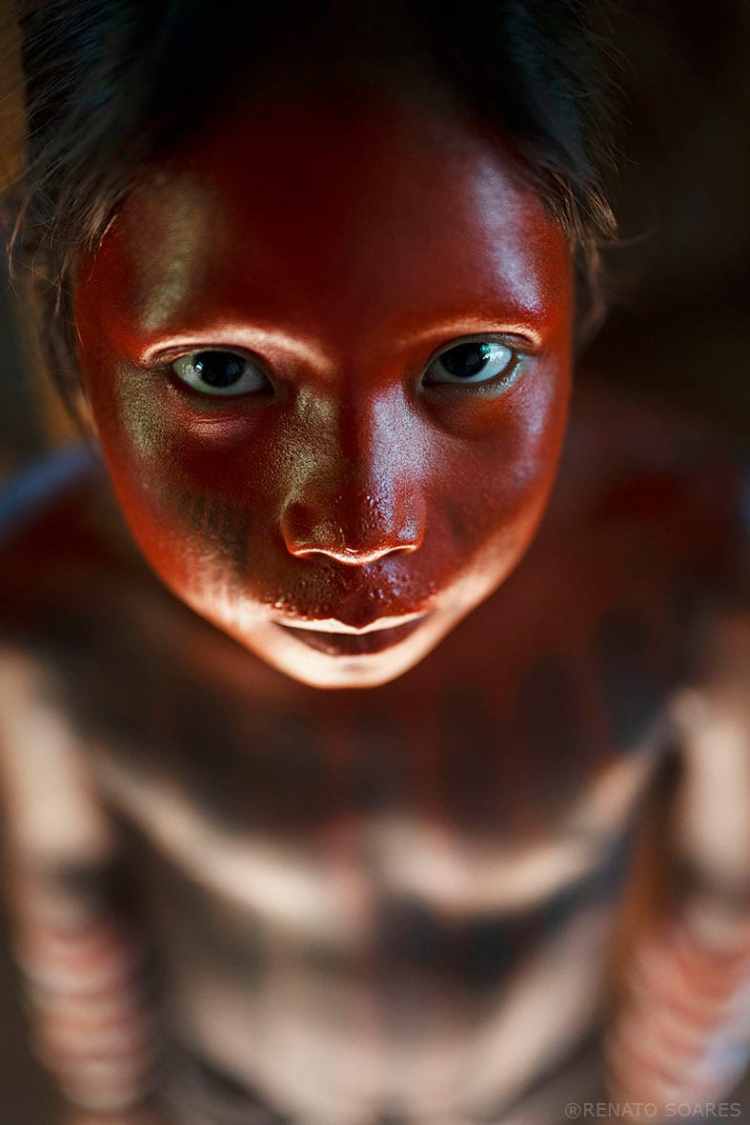 foto de indígenas exposta na Kobbi Gallery