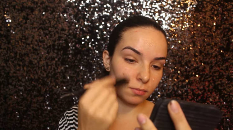 passo 1 de tutorial de maquiagem