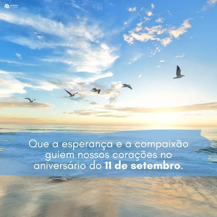 Frase escrita em fundo de praia, céu e pássaros