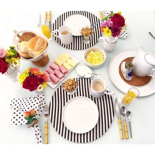 Mesa de café da manhã