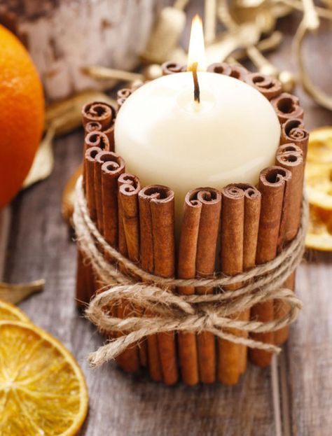 vela decorada com canela Vela decorada com canela em pau