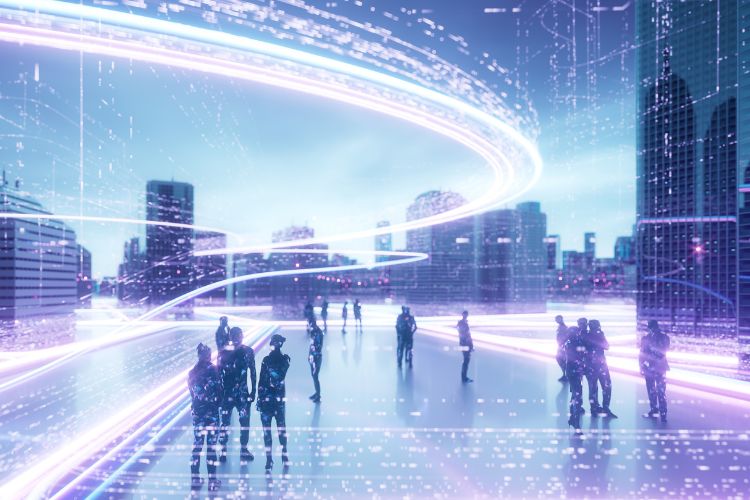 Pessoas interagindo em uma cidade futurista digitalizada, com luzes e trilhas de energia brilhantes conectando edifícios. A imagem simboliza inovação, experiências imersivas e as tendências de publicidade para 2025, destacando ambientes tecnológicos e interativos no marketing do futuro.