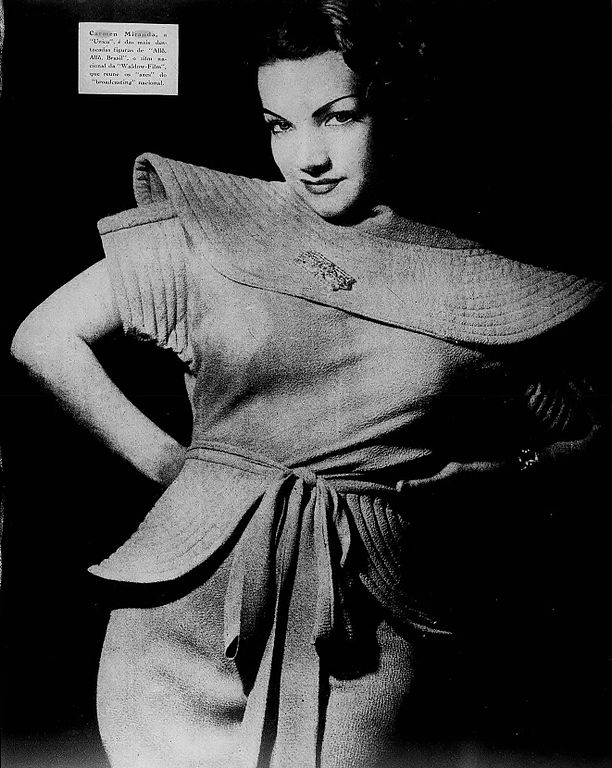 Carmen Miranda em "A Scena Muda", 1935.