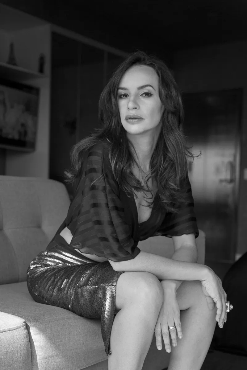 Denise Pitta - Editorial em P&B Valentina Studio (7)