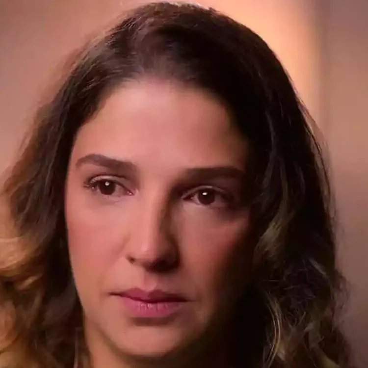 Ana Carolina Oliveira 