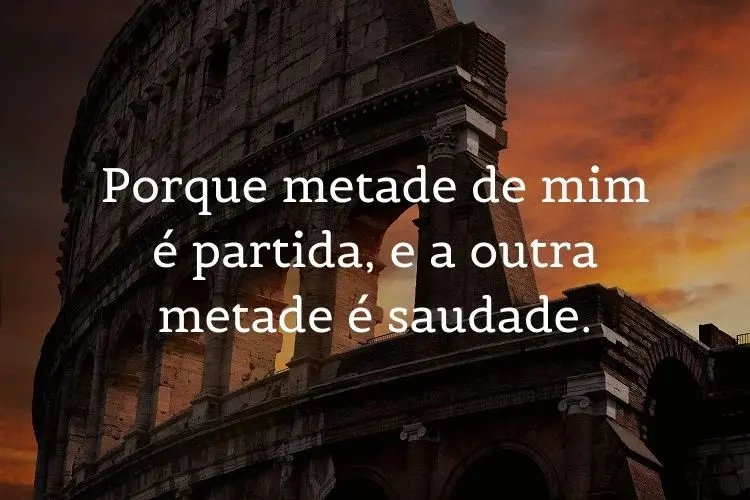Frases de despedida de viagem sobre foto do coliseu