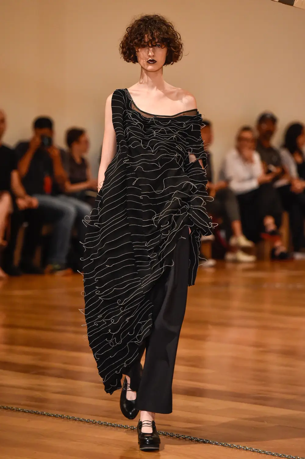 Fernanda Yamamoto SPFW - N42 Outubro / 2016 foto: Ze Takahashi / FOTOSITE