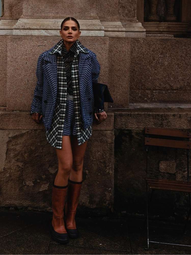 Foto de Thássia Naves, uma das famosas brasileiras na Milão Fashion Week