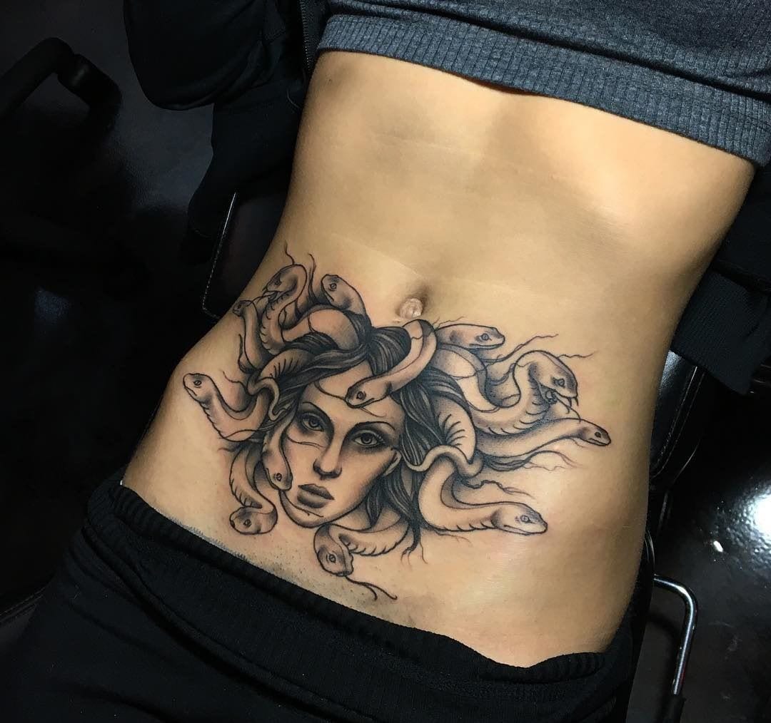 tattoo de medusa sexy