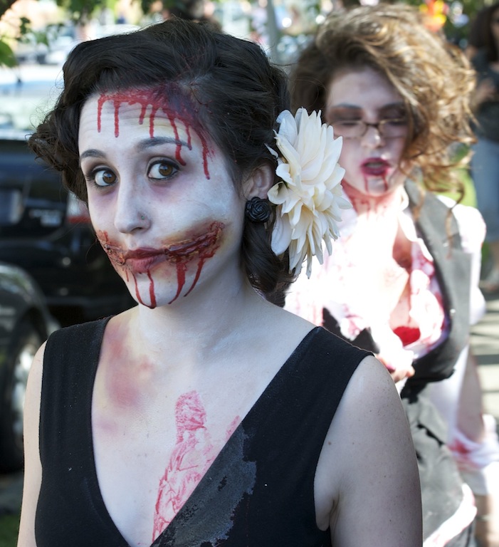 2010-Fremont-Zombie-Walk-009