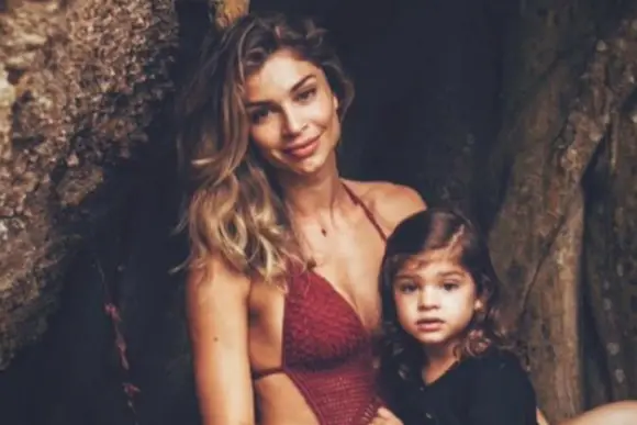 Grazi Massafera e a filha Sophia - Reprodução
