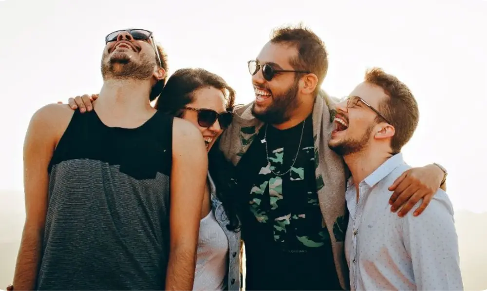 pessoas felizes