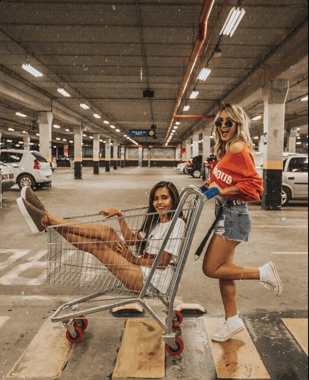 Foto no carrinho de supermercado