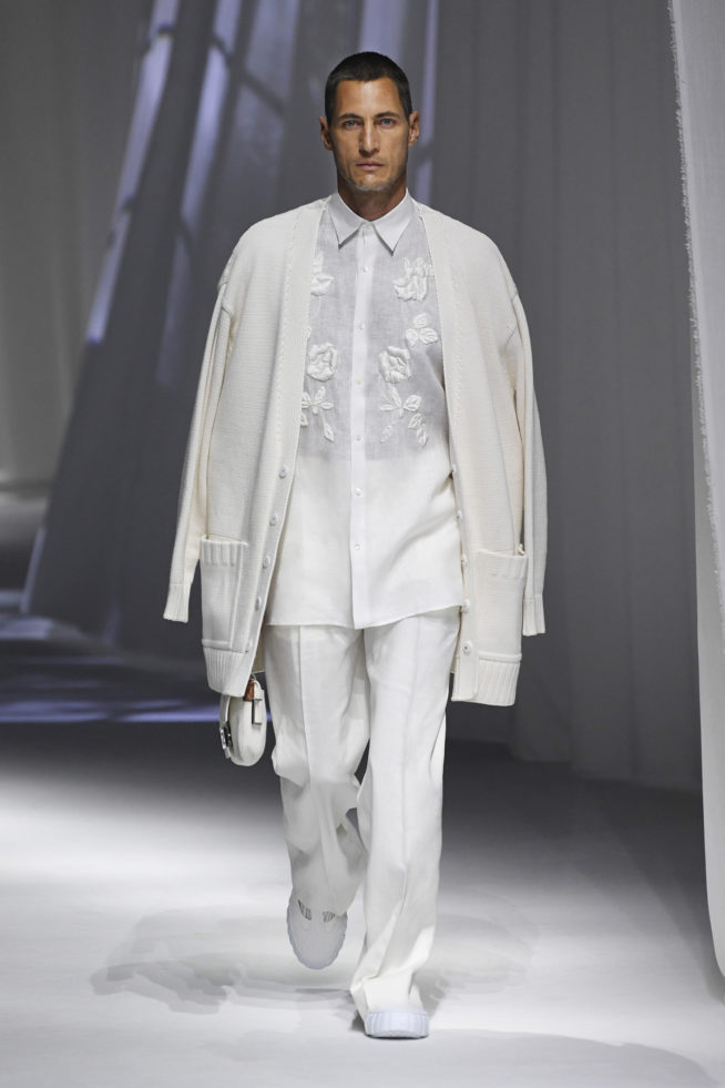 look masculino branco Fenci
