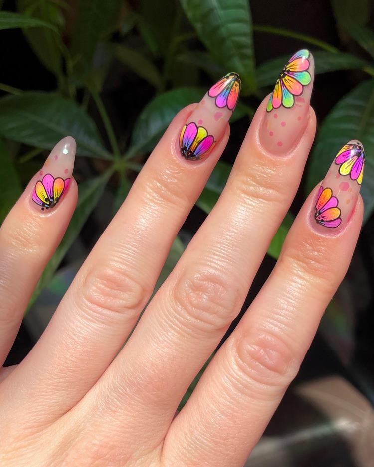 Nail art carnavalesca, unhas decoradas com adesivos de pétalas de flores neon