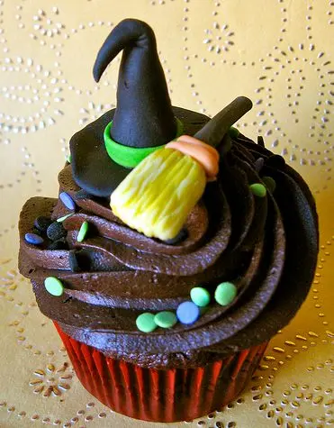 cupcake halloween 07 Gostosuras e travessuras   Cupcakes para o Halloween fotos