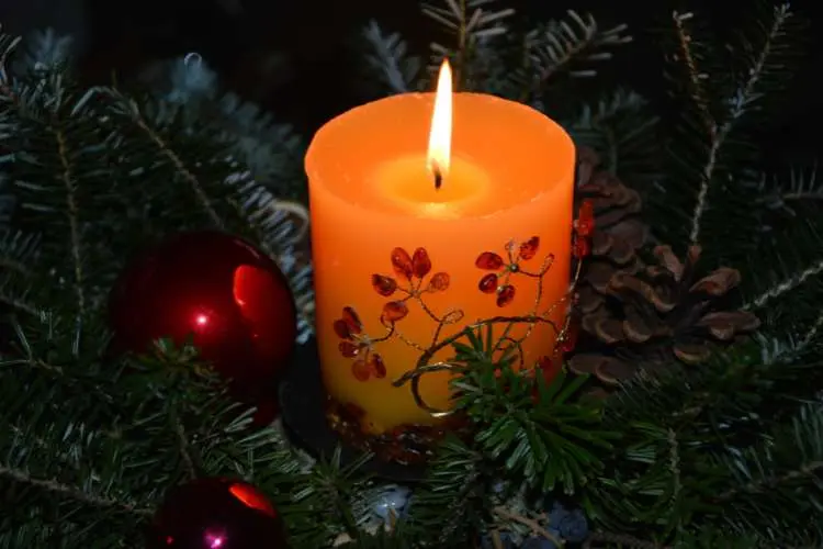 vela no ritual de natal