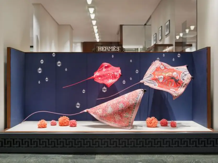 Inspiração para vitrine temática fundo do mar 