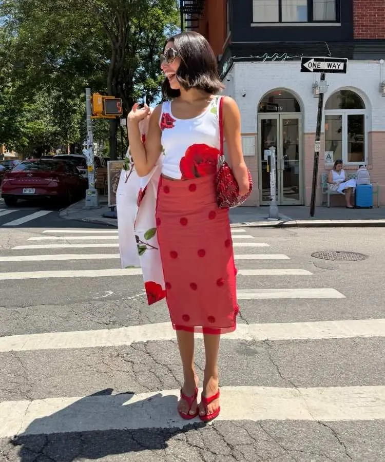 Tendências de moda do verão europeu 2026: chinelo de salto